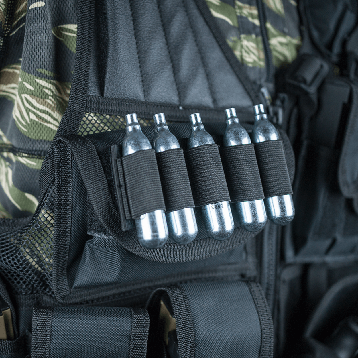 Valken Cross Draw Vest (Adult)- Black